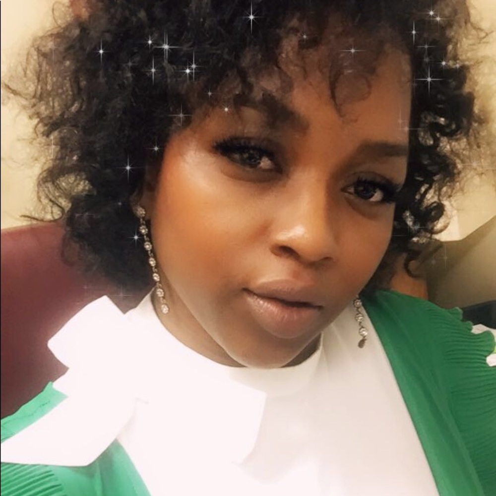 Meet your Posher, Lakeesha